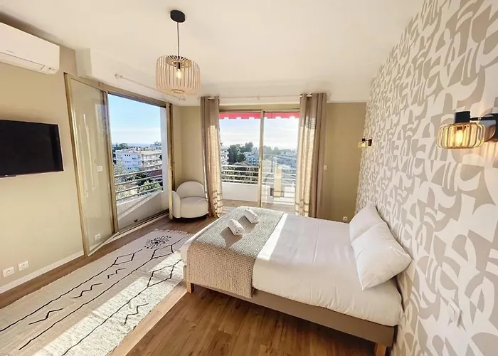 Spacieux Appartement A Nice 4 Chambres