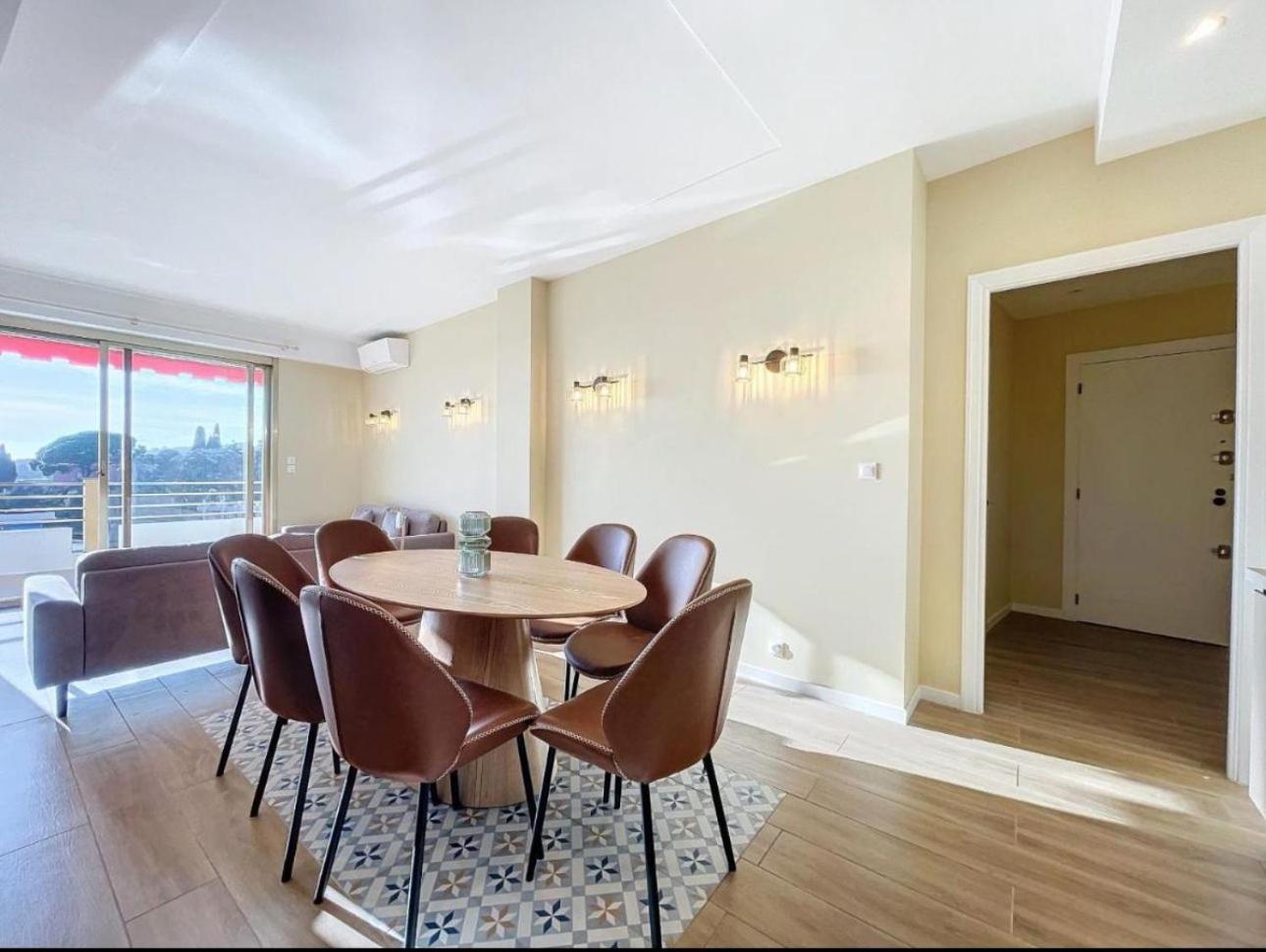 Spacieux A 4 Apartment *